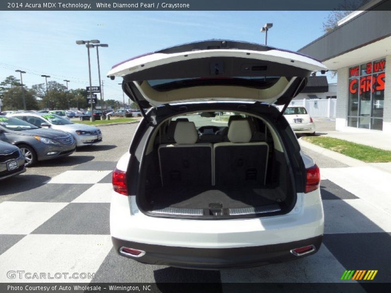 White Diamond Pearl / Graystone 2014 Acura MDX Technology