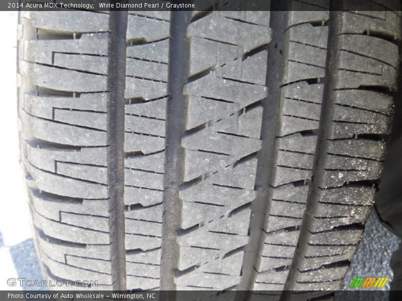 White Diamond Pearl / Graystone 2014 Acura MDX Technology