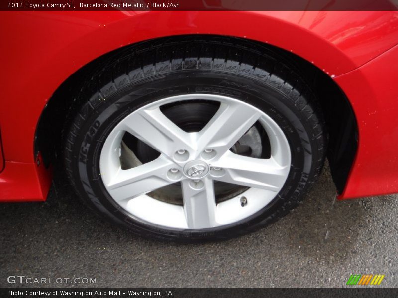 Barcelona Red Metallic / Black/Ash 2012 Toyota Camry SE