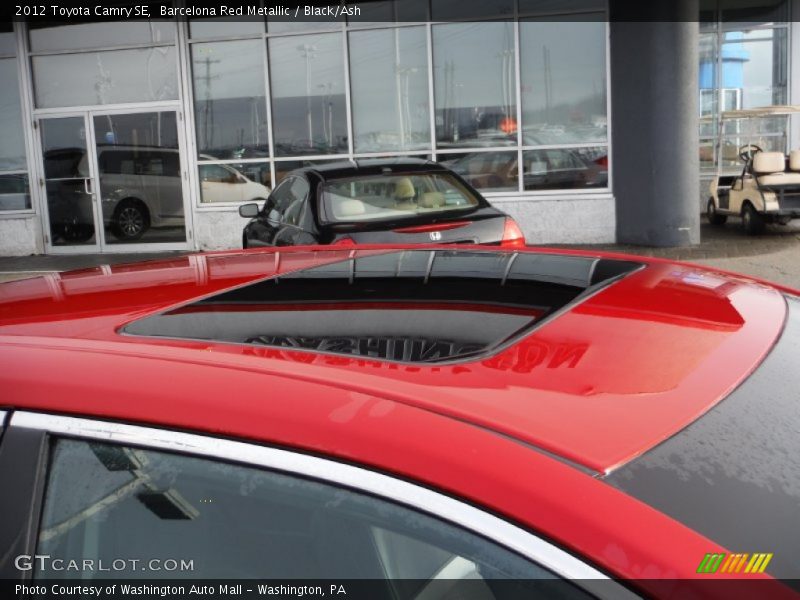 Barcelona Red Metallic / Black/Ash 2012 Toyota Camry SE