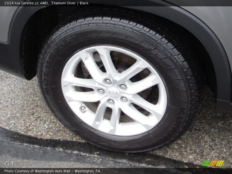 Titanium Silver / Black 2014 Kia Sorento LX AWD