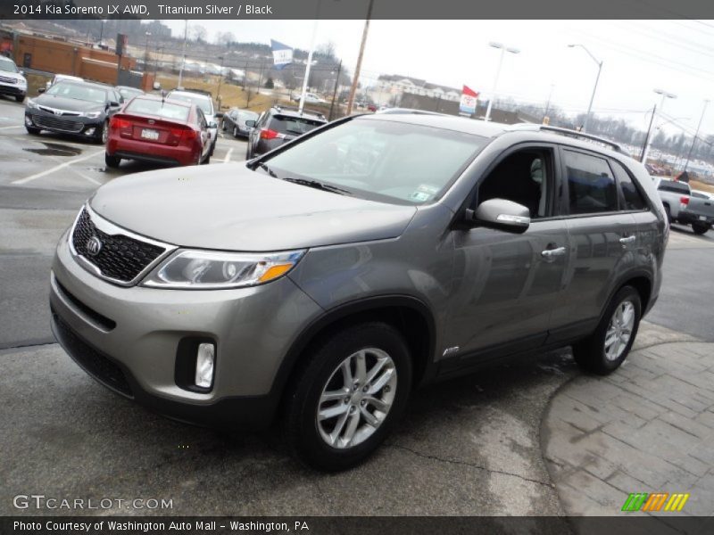 Front 3/4 View of 2014 Sorento LX AWD