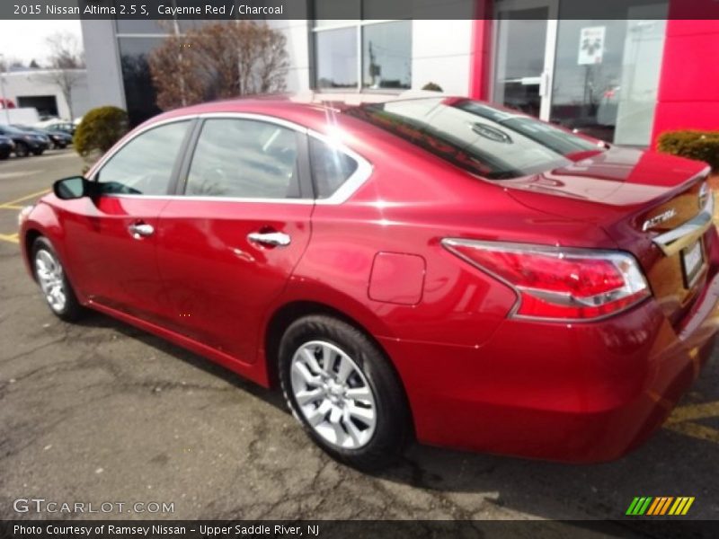 Cayenne Red / Charcoal 2015 Nissan Altima 2.5 S