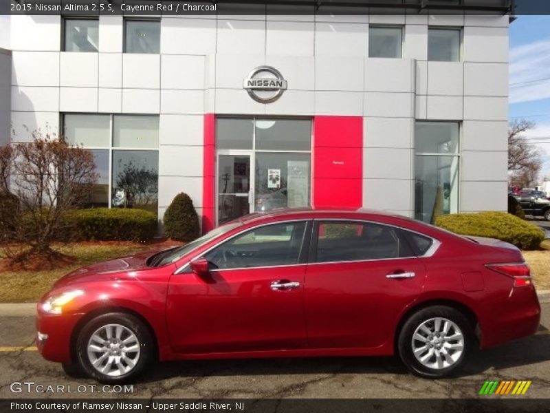 Cayenne Red / Charcoal 2015 Nissan Altima 2.5 S