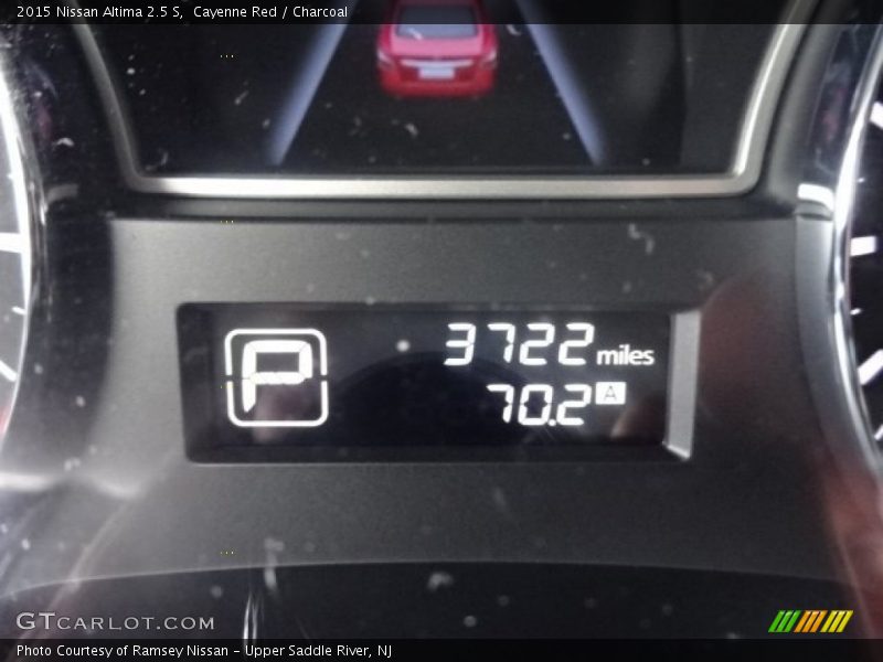 Cayenne Red / Charcoal 2015 Nissan Altima 2.5 S