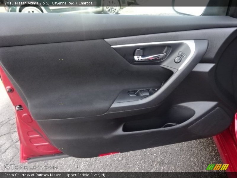 Cayenne Red / Charcoal 2015 Nissan Altima 2.5 S