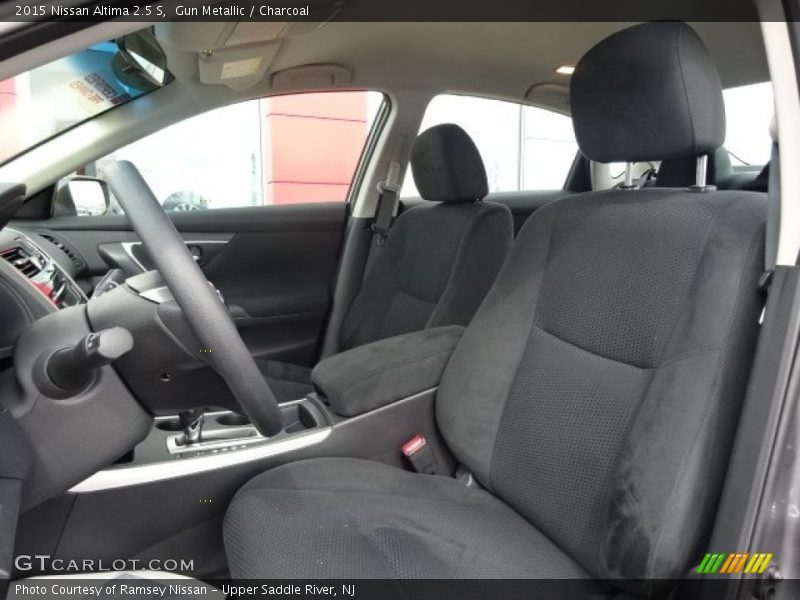 Gun Metallic / Charcoal 2015 Nissan Altima 2.5 S