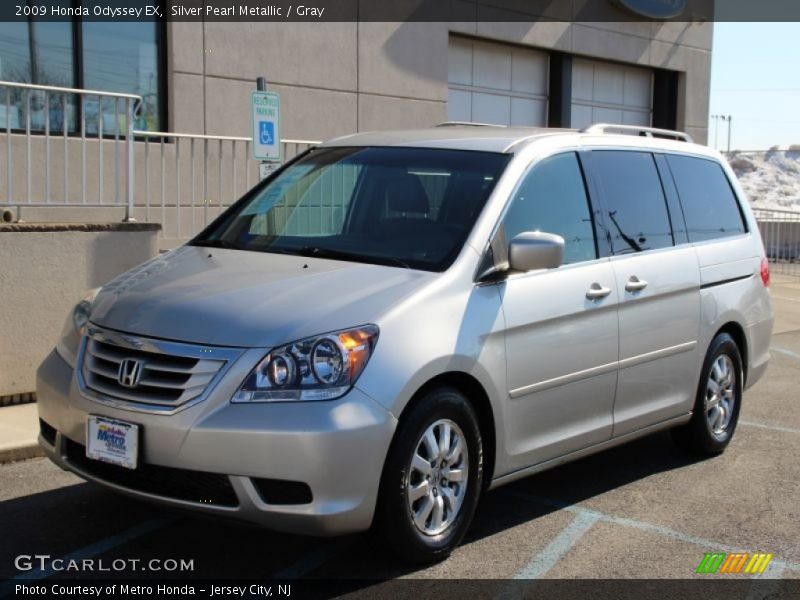 Silver Pearl Metallic / Gray 2009 Honda Odyssey EX