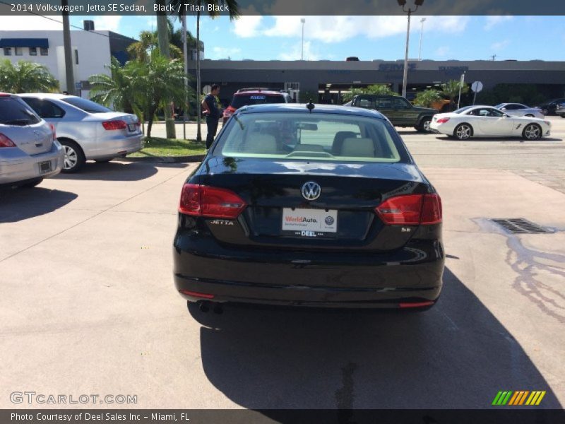 Black / Titan Black 2014 Volkswagen Jetta SE Sedan
