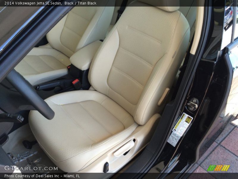 Black / Titan Black 2014 Volkswagen Jetta SE Sedan