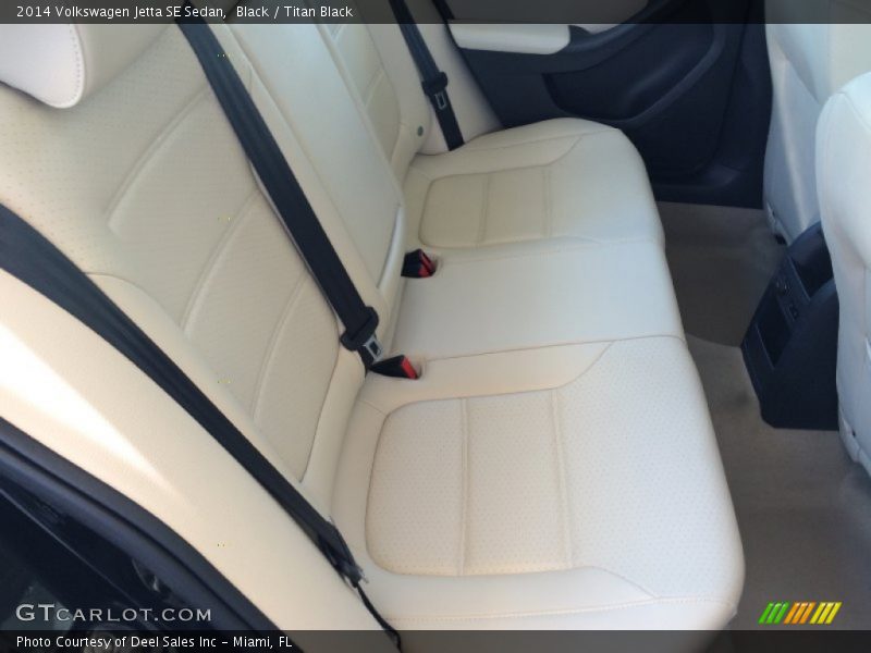 Black / Titan Black 2014 Volkswagen Jetta SE Sedan