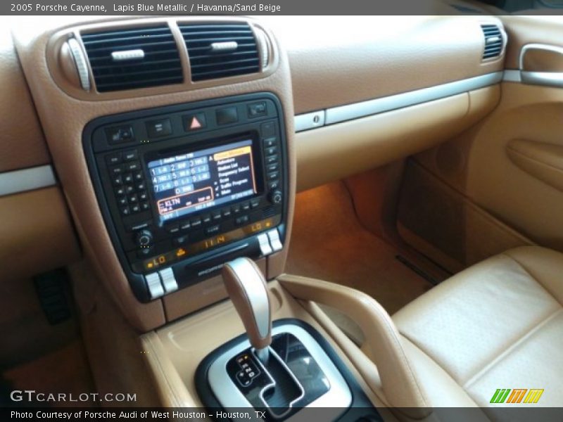Lapis Blue Metallic / Havanna/Sand Beige 2005 Porsche Cayenne