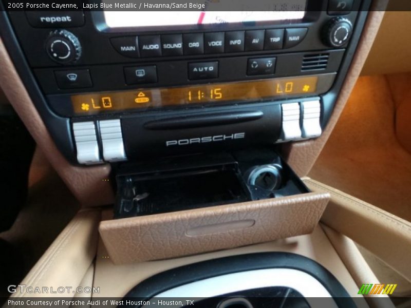 Lapis Blue Metallic / Havanna/Sand Beige 2005 Porsche Cayenne