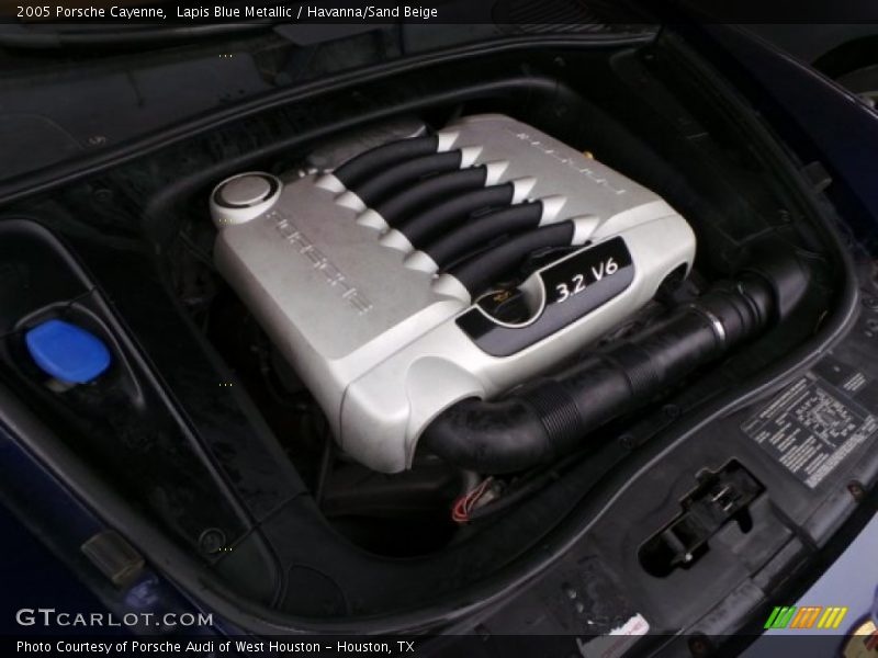 Lapis Blue Metallic / Havanna/Sand Beige 2005 Porsche Cayenne