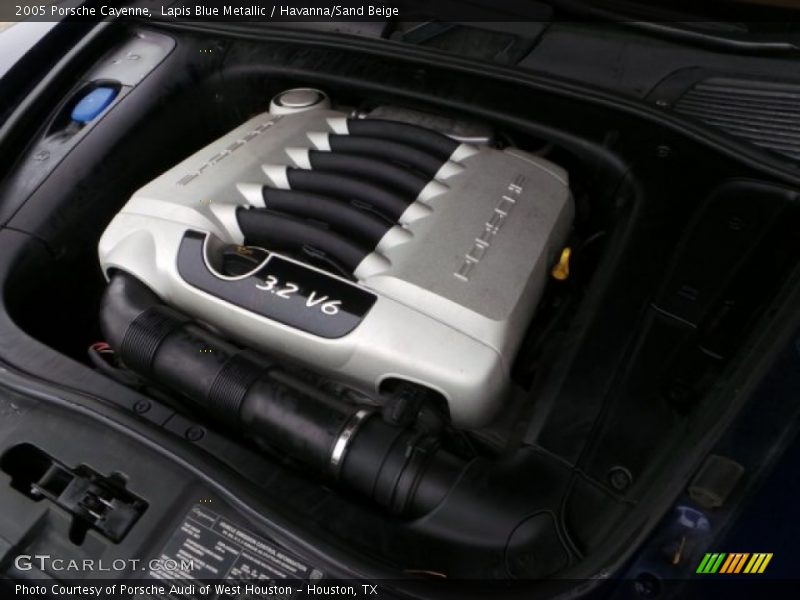 Lapis Blue Metallic / Havanna/Sand Beige 2005 Porsche Cayenne