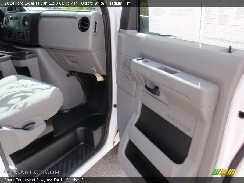 Oxford White / Medium Flint 2014 Ford E-Series Van E150 Cargo Van