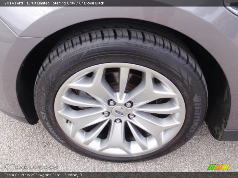 Sterling Gray / Charcoal Black 2014 Ford Taurus Limited