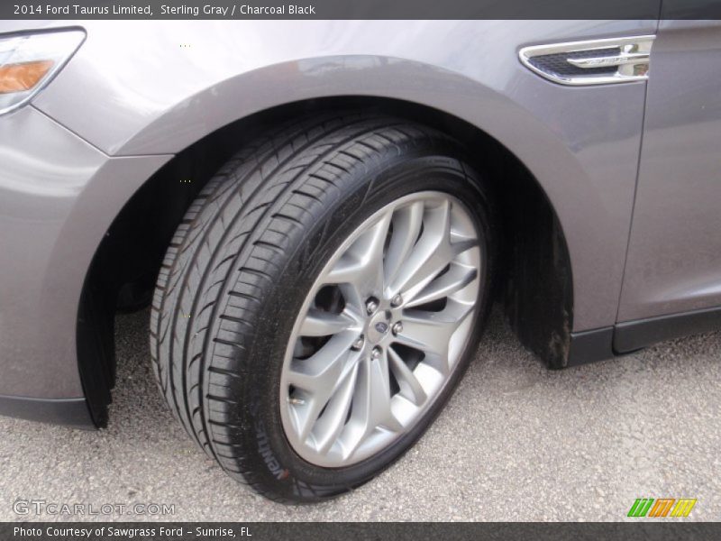 Sterling Gray / Charcoal Black 2014 Ford Taurus Limited