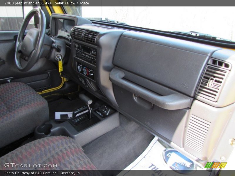 Solar Yellow / Agate 2000 Jeep Wrangler SE 4x4