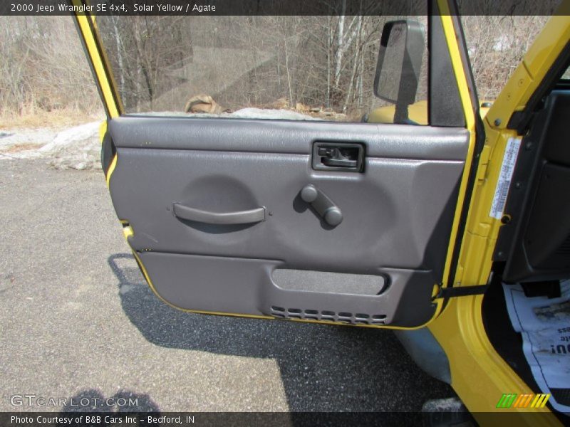Solar Yellow / Agate 2000 Jeep Wrangler SE 4x4