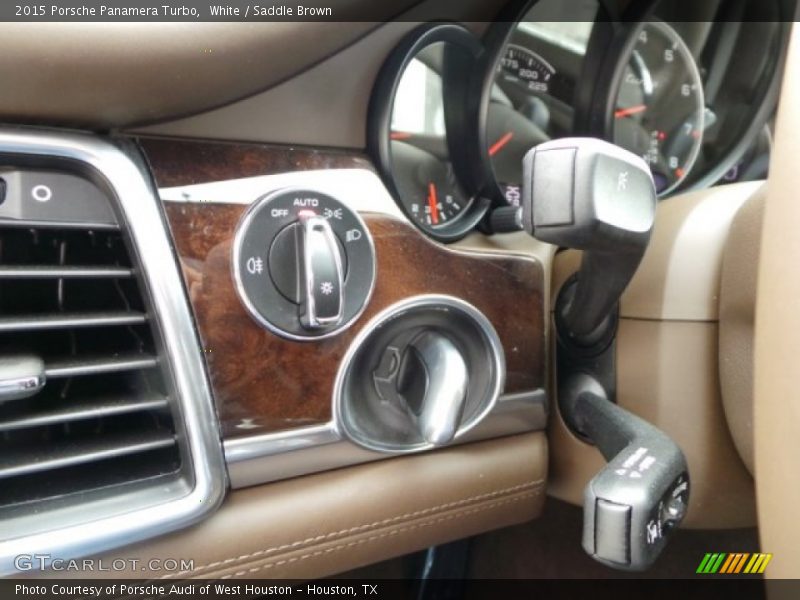 Controls of 2015 Panamera Turbo