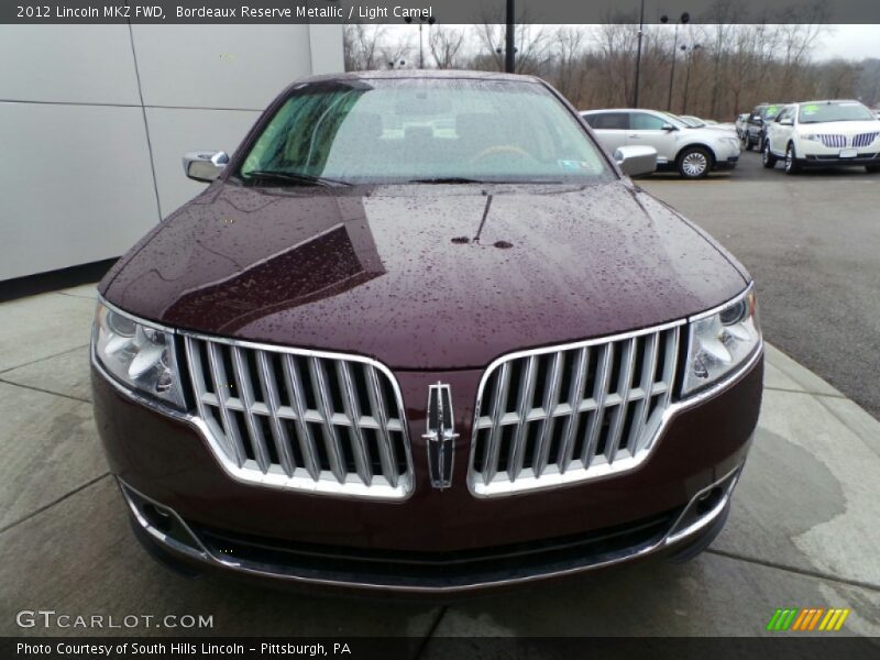Bordeaux Reserve Metallic / Light Camel 2012 Lincoln MKZ FWD