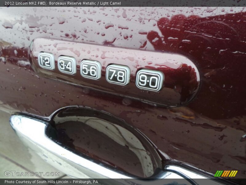 Bordeaux Reserve Metallic / Light Camel 2012 Lincoln MKZ FWD