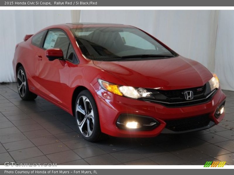 Front 3/4 View of 2015 Civic Si Coupe