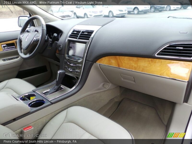 White Platinum Tri-Coat / Medium Light Stone 2013 Lincoln MKX AWD