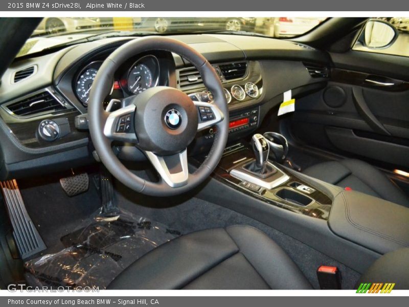 Alpine White / Black 2015 BMW Z4 sDrive28i
