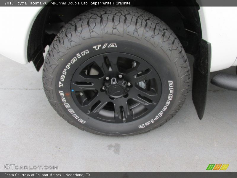 Super White / Graphite 2015 Toyota Tacoma V6 PreRunner Double Cab
