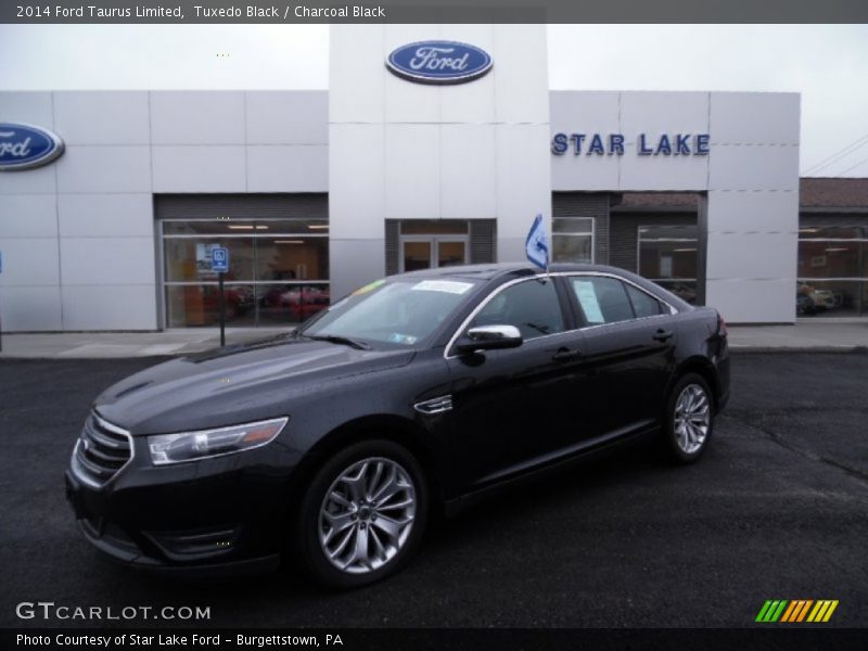 Tuxedo Black / Charcoal Black 2014 Ford Taurus Limited