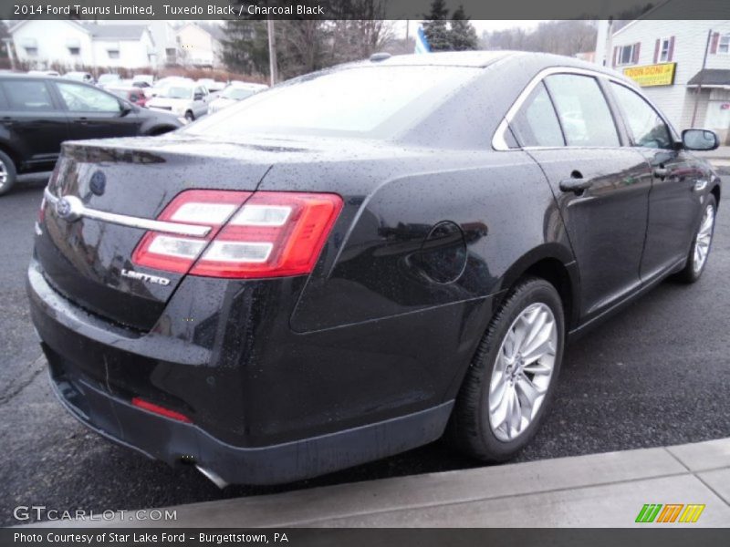 Tuxedo Black / Charcoal Black 2014 Ford Taurus Limited