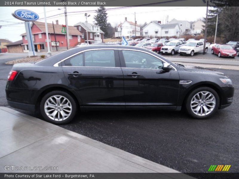 Tuxedo Black / Charcoal Black 2014 Ford Taurus Limited