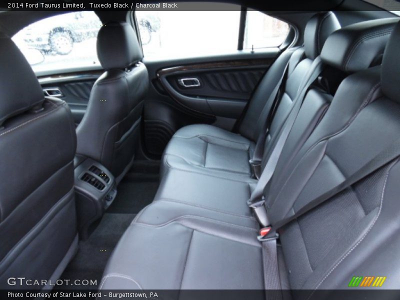 Tuxedo Black / Charcoal Black 2014 Ford Taurus Limited