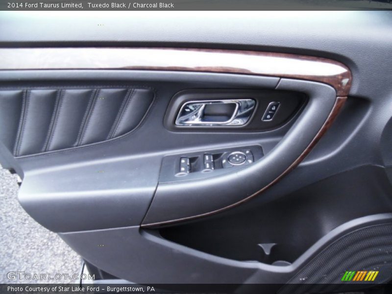 Tuxedo Black / Charcoal Black 2014 Ford Taurus Limited