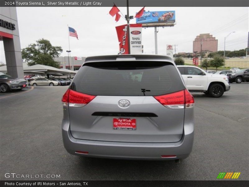 Silver Sky Metallic / Light Gray 2014 Toyota Sienna L