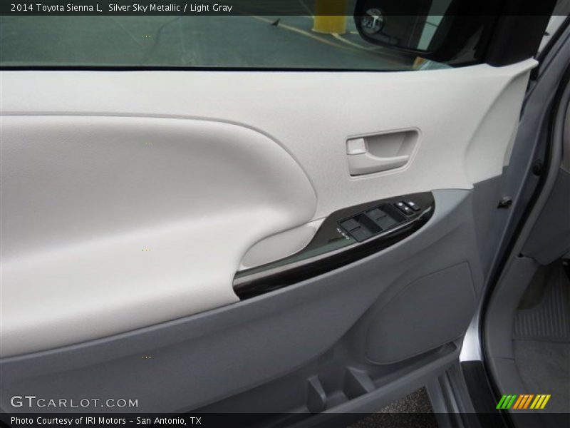 Silver Sky Metallic / Light Gray 2014 Toyota Sienna L