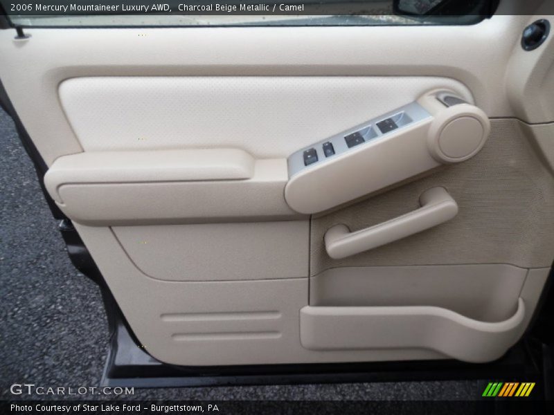 Door Panel of 2006 Mountaineer Luxury AWD