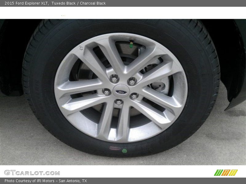 Tuxedo Black / Charcoal Black 2015 Ford Explorer XLT