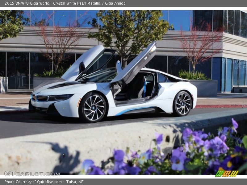 Crystal White Pearl Metallic / Giga Amido 2015 BMW i8 Giga World