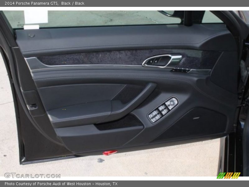 Door Panel of 2014 Panamera GTS