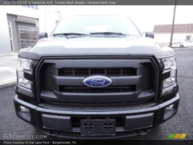 Tuxedo Black Metallic / Medium Earth Gray 2015 Ford F150 XL SuperCab 4x4