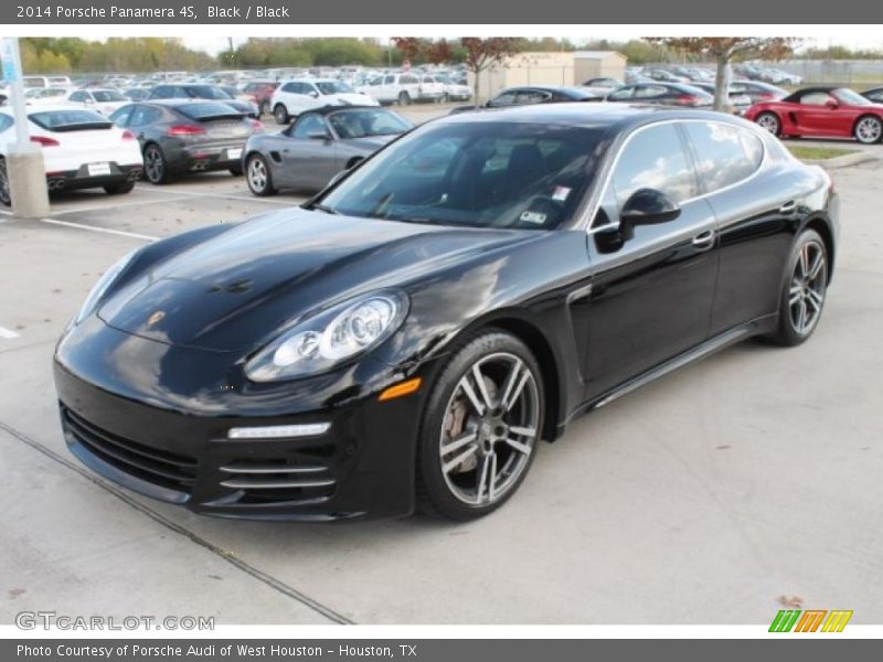 Front 3/4 View of 2014 Panamera 4S
