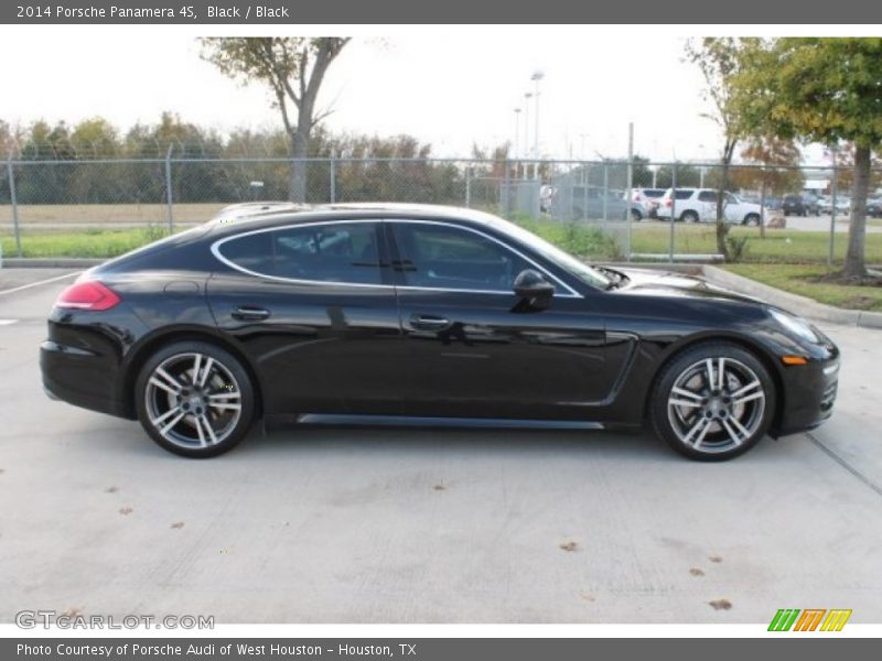 Black / Black 2014 Porsche Panamera 4S