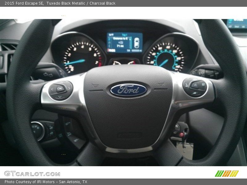Tuxedo Black Metallic / Charcoal Black 2015 Ford Escape SE