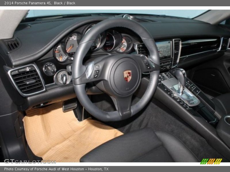 Black / Black 2014 Porsche Panamera 4S