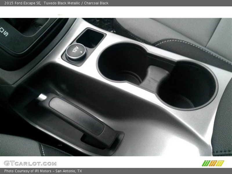 Tuxedo Black Metallic / Charcoal Black 2015 Ford Escape SE