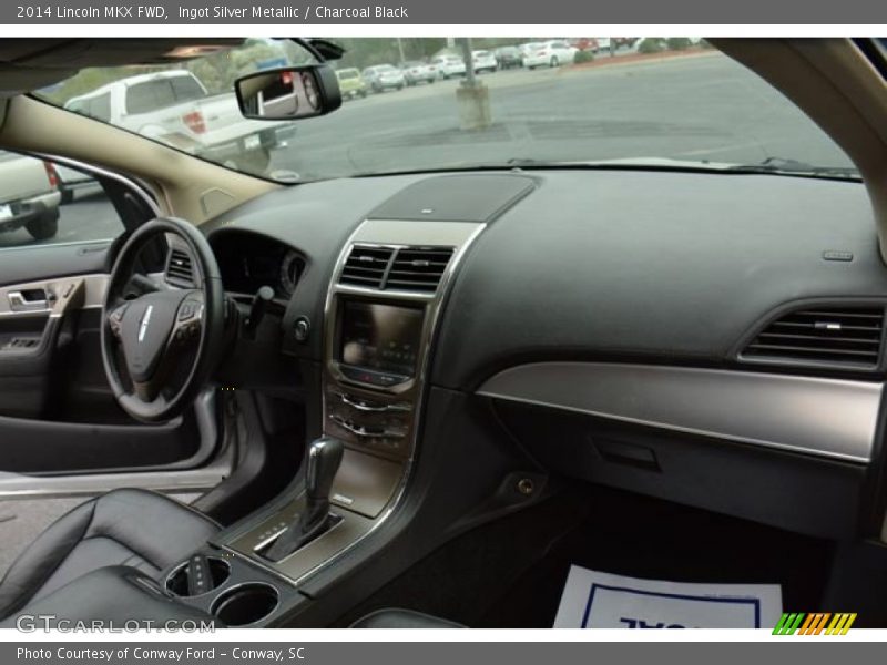 Ingot Silver Metallic / Charcoal Black 2014 Lincoln MKX FWD