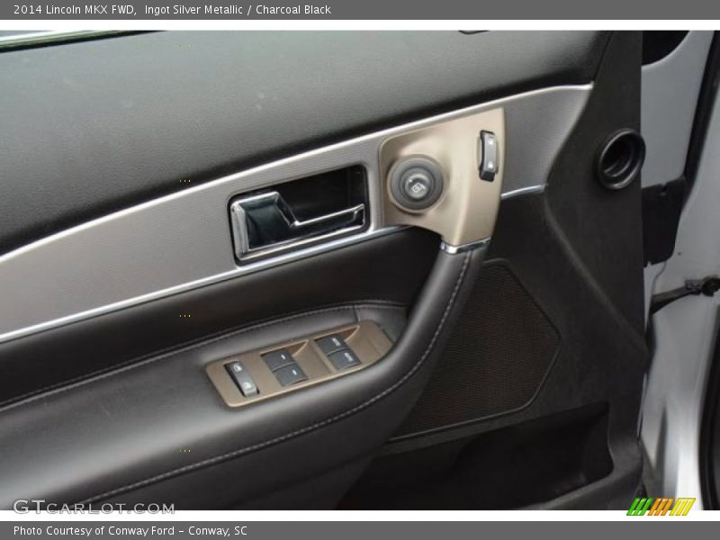 Ingot Silver Metallic / Charcoal Black 2014 Lincoln MKX FWD
